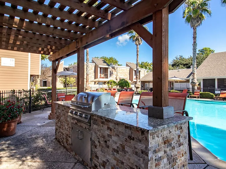 Modern Resort-Style Apartment Home with Pool Amenities photo 14